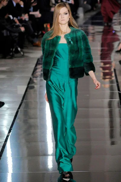 Look 39